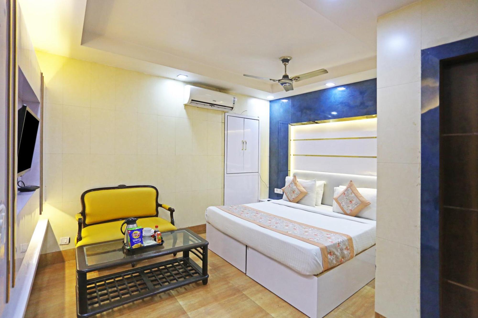 ניו דלהי Hotel Preet Palace -5 Mints Walk From Nizamuddin Railway Station מראה חיצוני תמונה