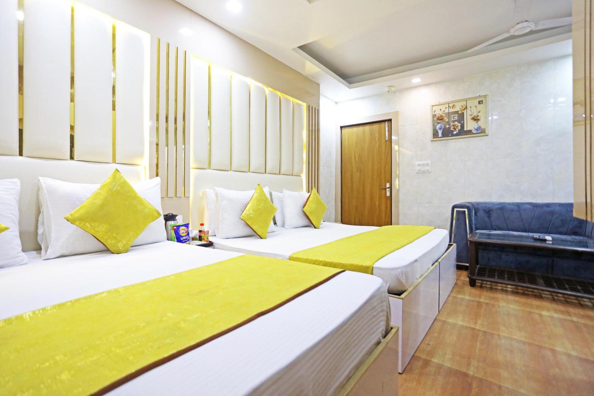 ניו דלהי Hotel Preet Palace -5 Mints Walk From Nizamuddin Railway Station מראה חיצוני תמונה