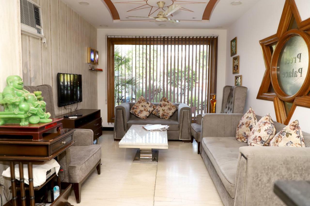 ניו דלהי Hotel Preet Palace -5 Mints Walk From Nizamuddin Railway Station מראה חיצוני תמונה